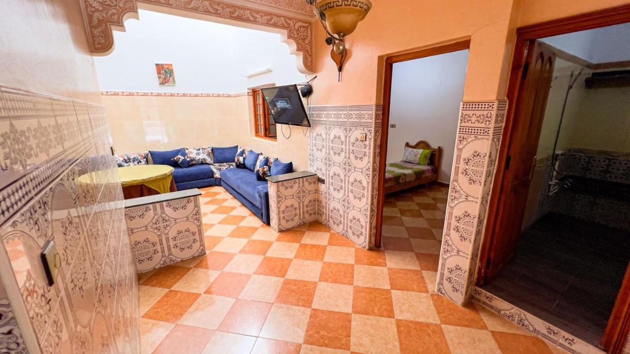 Dar Haut De Gamme Et A Un Prix Imaginaire Hostcom For Families Only Oujda Eksteriør billede