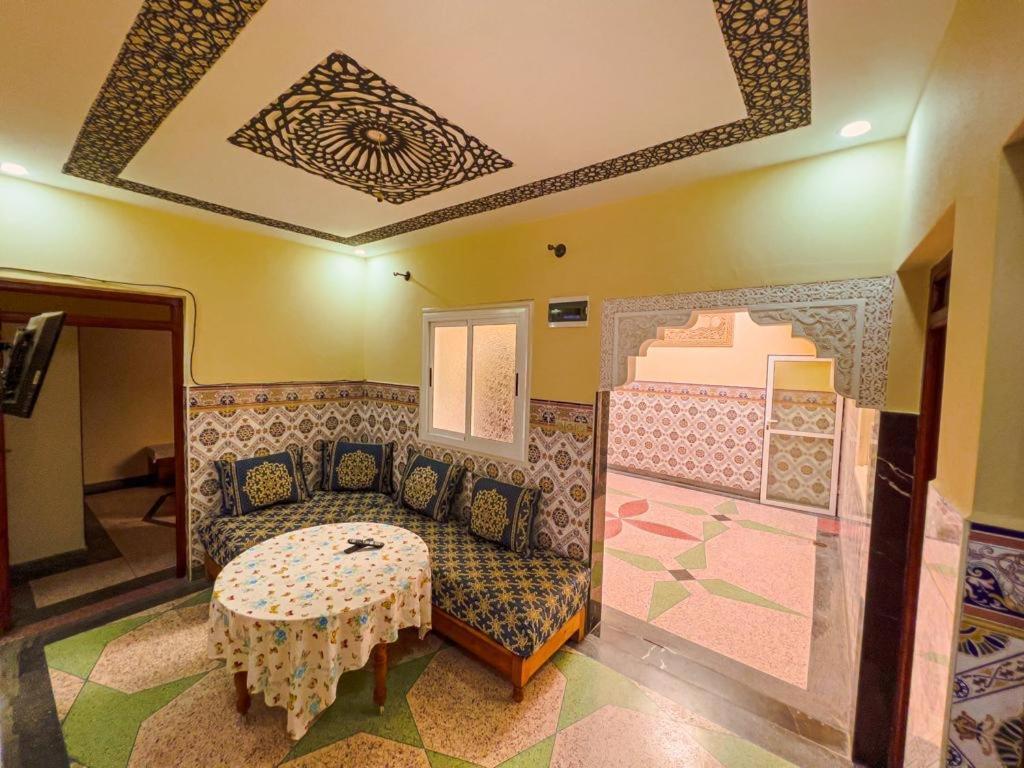 Dar Haut De Gamme Et A Un Prix Imaginaire Hostcom For Families Only Oujda Eksteriør billede