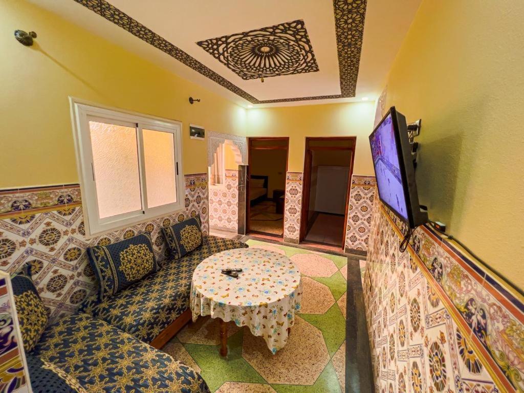 Dar Haut De Gamme Et A Un Prix Imaginaire Hostcom For Families Only Oujda Eksteriør billede