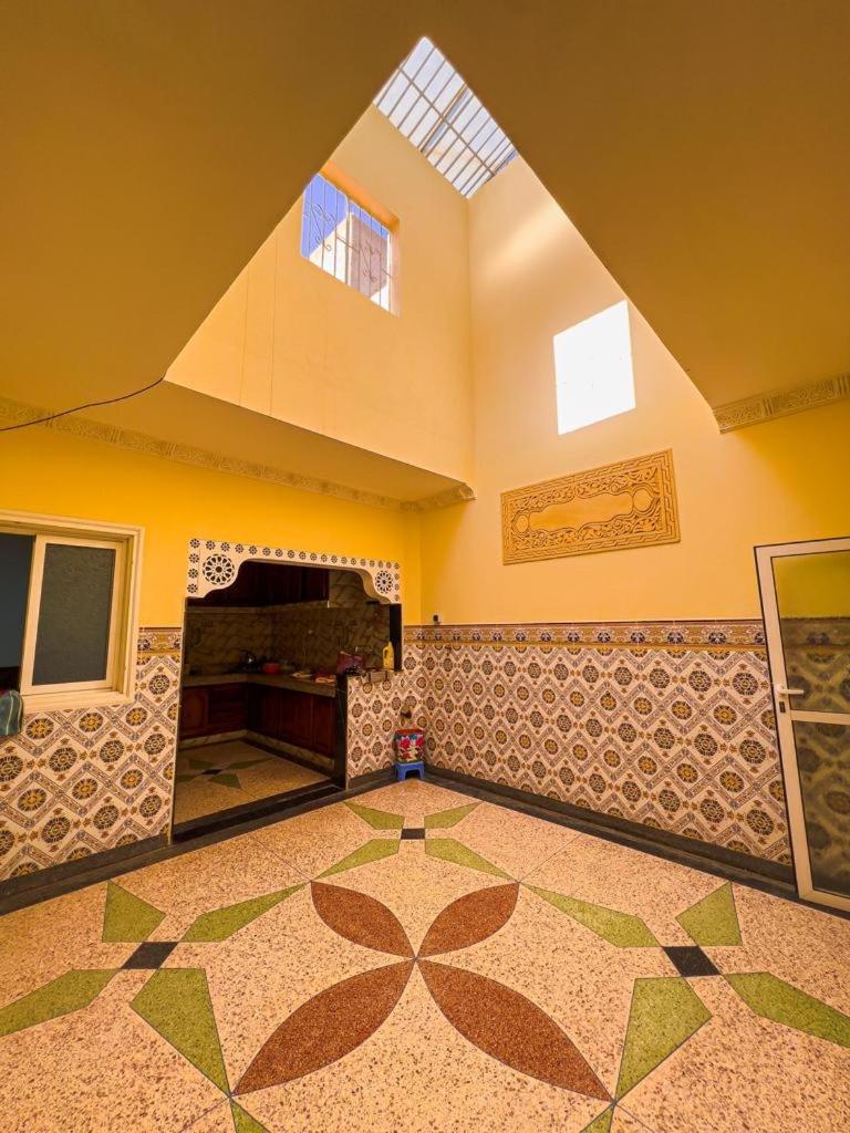 Dar Haut De Gamme Et A Un Prix Imaginaire Hostcom For Families Only Oujda Eksteriør billede