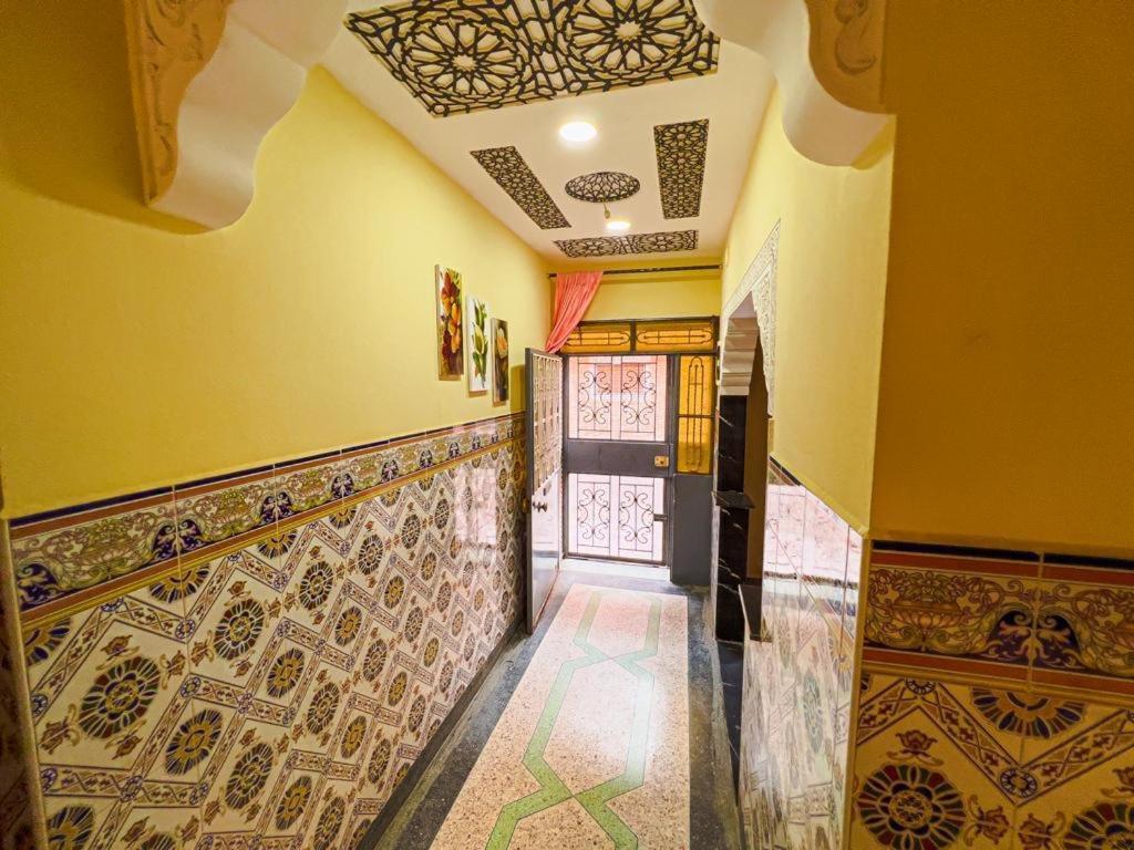 Dar Haut De Gamme Et A Un Prix Imaginaire Hostcom For Families Only Oujda Eksteriør billede